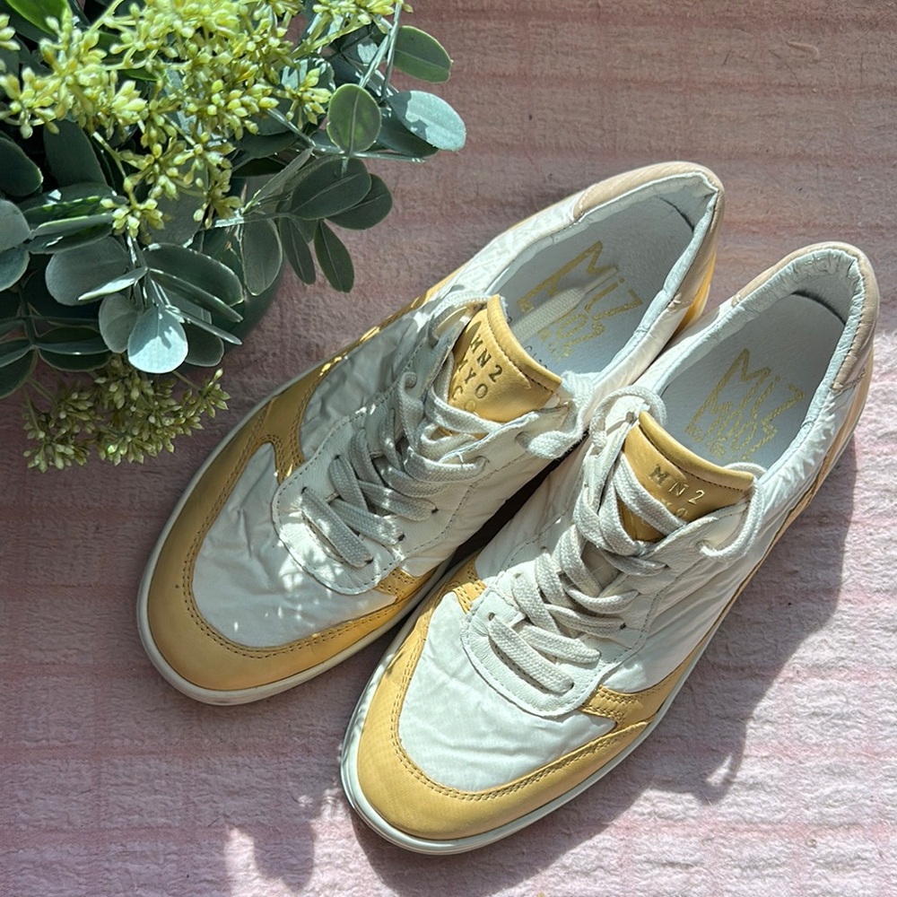 Miz Mooz Shoes Womens 38 US‎ 8 Veronica Sneaker Yellow Leather Lace Up